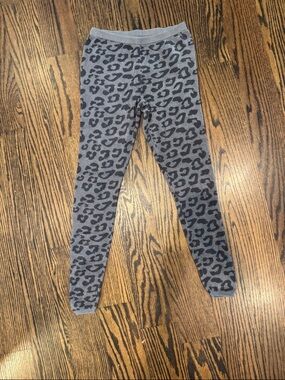 Barefoot Dreams Gray Leopard-Print Women’s Leggings